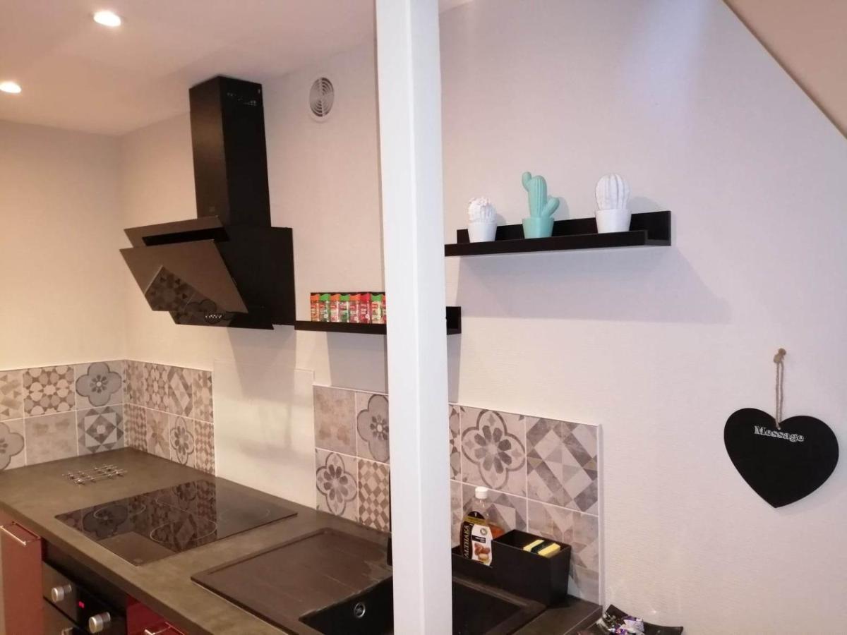 Charmant Duplex Dans Le Centre Historique De Sedan Apartman Kültér fotó